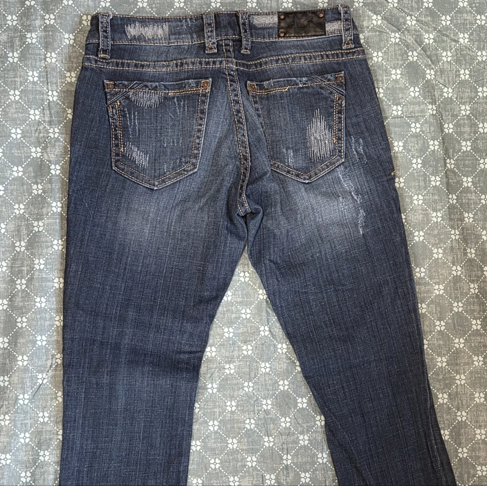 Buckle black fit no.146 29 cropped distressed Blue denim Jeans - Picture 7 of 8